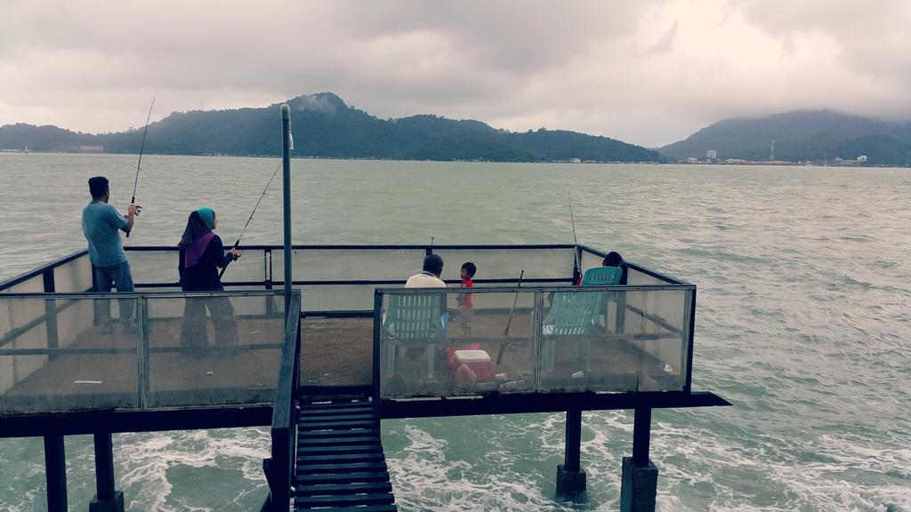 Rockbund Fishing Chalet Kampong Batu Gajah Ruang foto