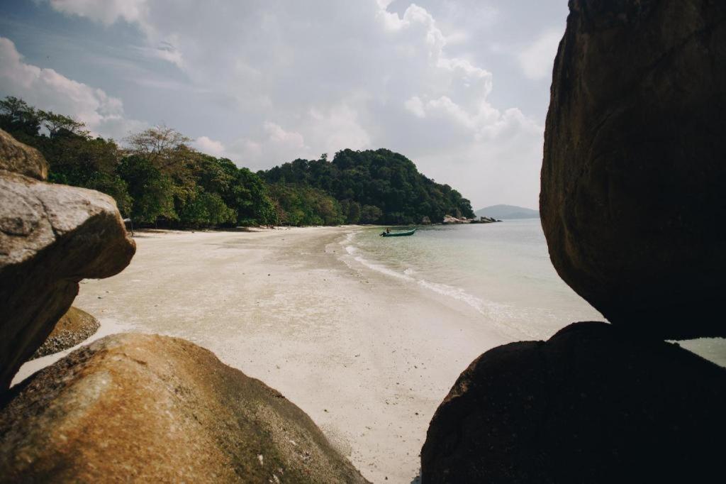 Rockbund Fishing Chalet Kampong Batu Gajah Bagian luar foto