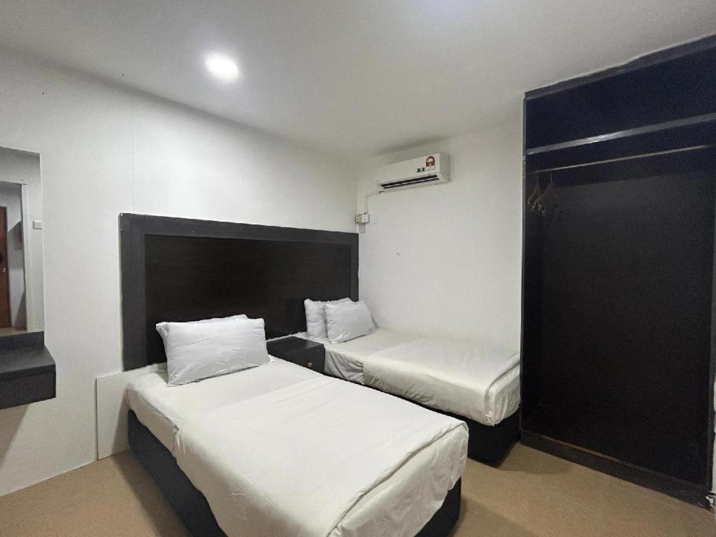 Rockbund Fishing Chalet Kampong Batu Gajah Bagian luar foto