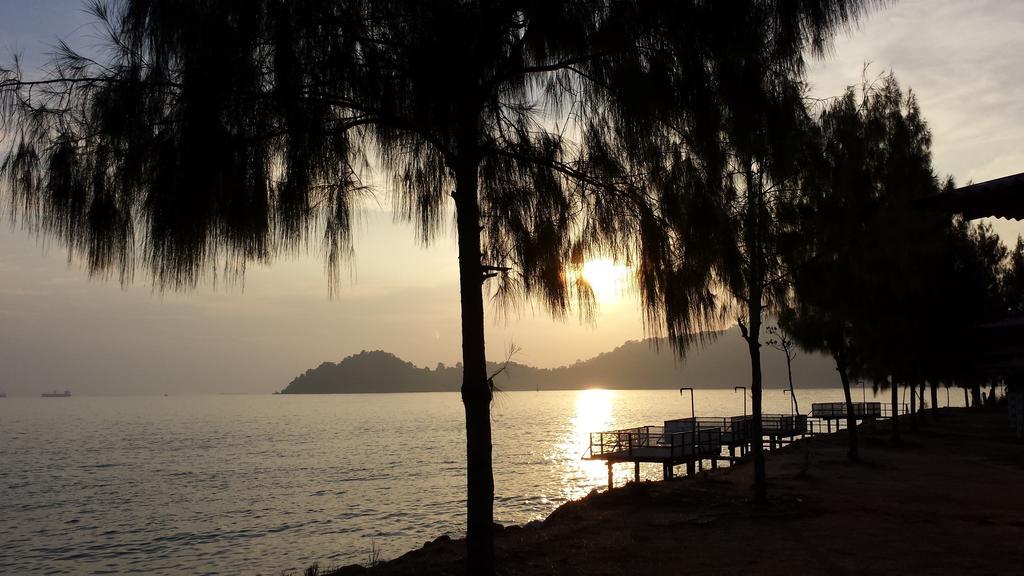 Rockbund Fishing Chalet Kampong Batu Gajah Ruang foto