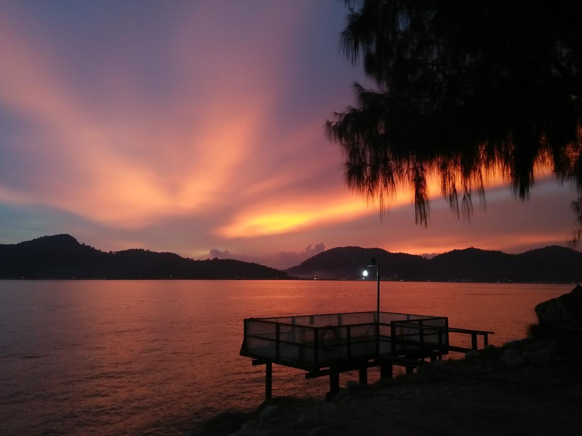 Rockbund Fishing Chalet Kampong Batu Gajah Bagian luar foto